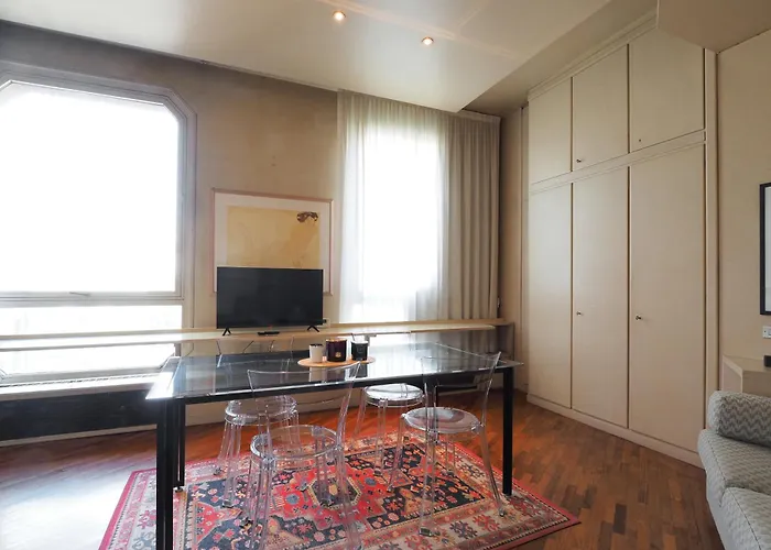 Duomo Luxury Apartment IX